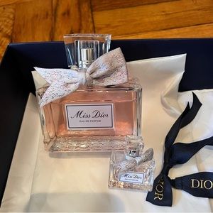 Miss Dior Eau De Parfum 100ml